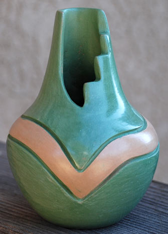 Marcella Yepa | Jemez Vase | Penfield Gallery of Indian Arts | Albuquerque, New Mexico